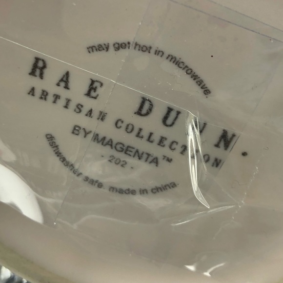 NEW Rae Dunn LOVE BUG Mug with heart topper - Picture 4 of 7